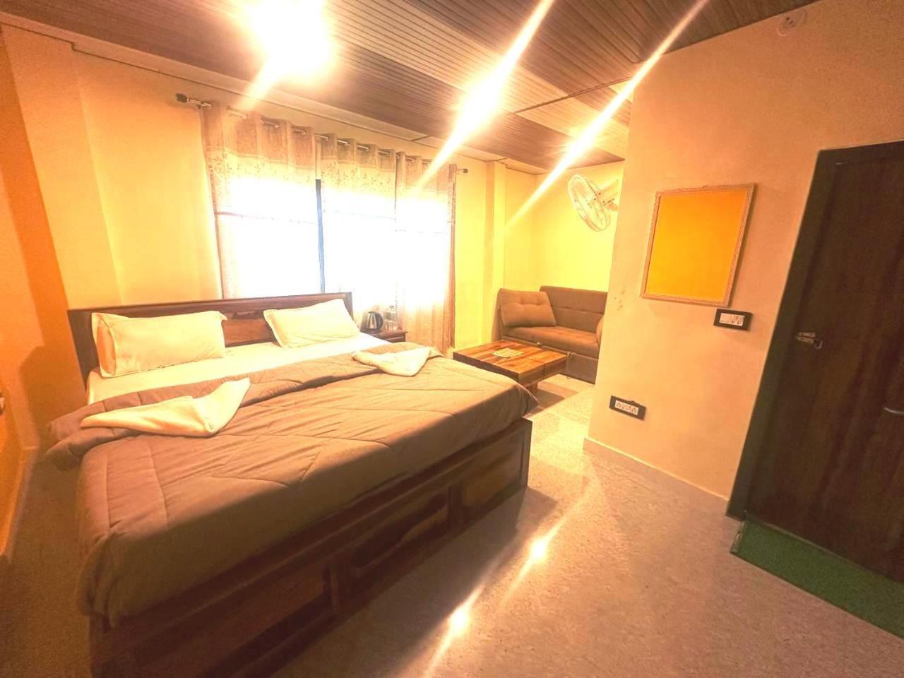 Drona Hills Resorts 카나탈 외부 사진